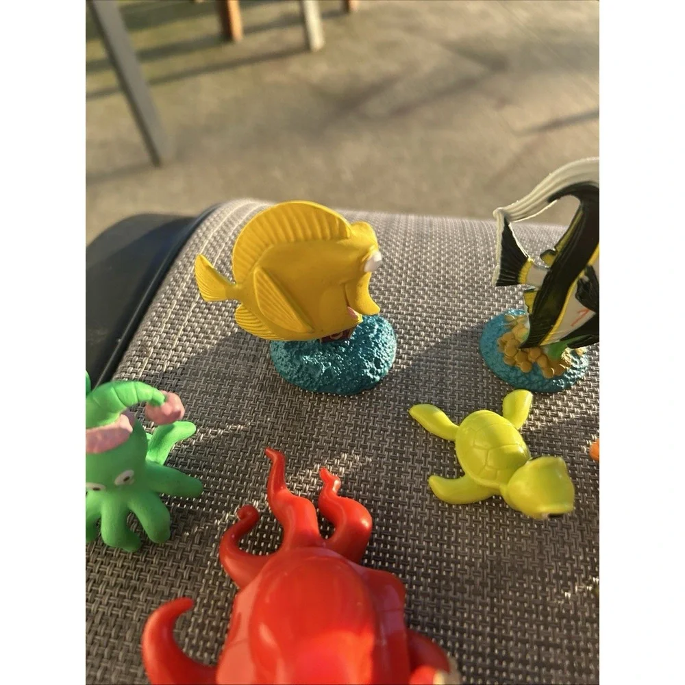 Disney Store Finding Nemo Figures Set (15) 2-3